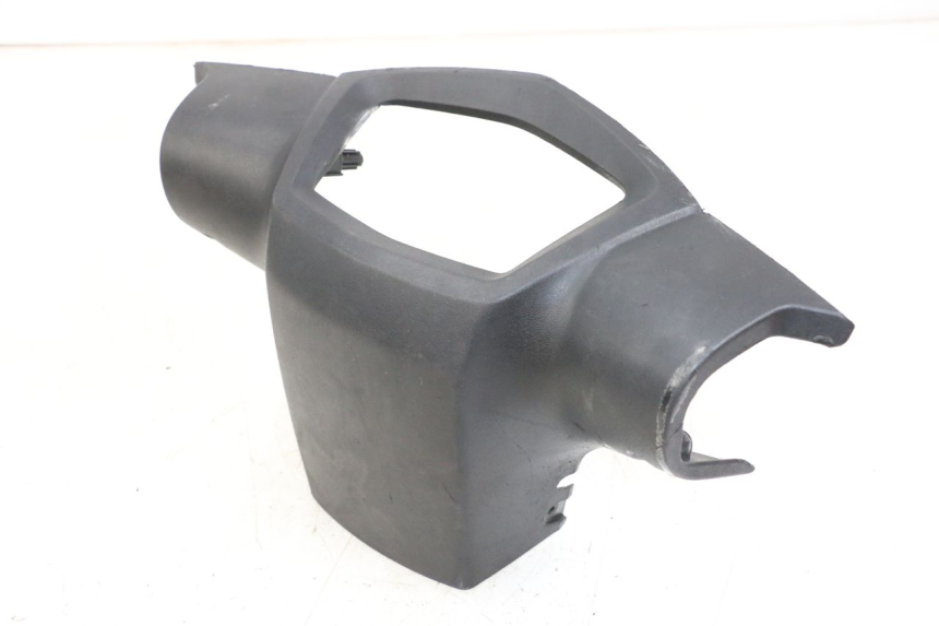 photo de TAPA MANILLAR DELANTERO PEUGEOT KISBEE 2T 50 (2018 - 2022) - Zoom estado de uso