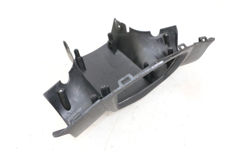 photo de TAPA MANILLAR DELANTERO PEUGEOT KISBEE 2T 50 (2018 - 2022) - Vista general del producto