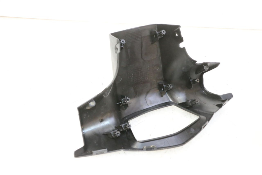 photo de CUBIERTA DE MANILLAR TRASERO PEUGEOT KISBEE 2T 50 (2010 - 2017) - Detalle de la pieza