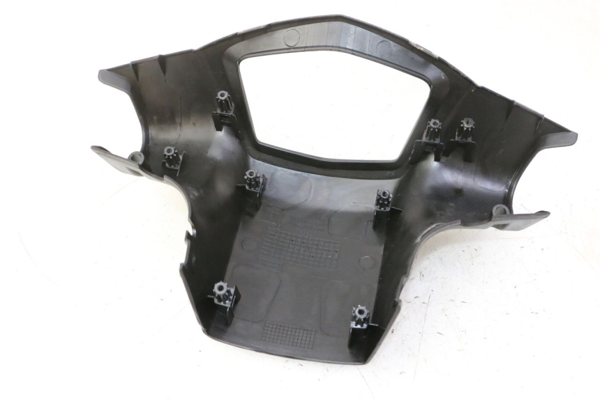 photo de CUBIERTA DE MANILLAR TRASERO PEUGEOT KISBEE 2T 50 (2010 - 2017) - Zoom estado de uso