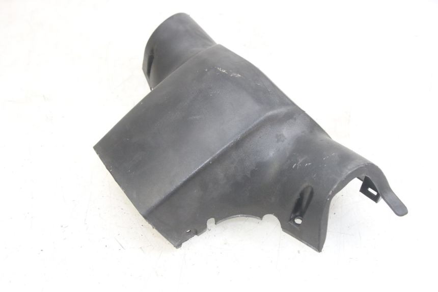 photo de CUBIERTA DE MANILLAR TRASERO. PEUGEOT KISBEE 4T 50 (2010 - 2017) - Detalle de la pieza