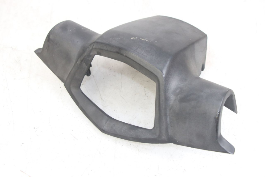 photo de CUBIERTA DE MANILLAR TRASERO. PEUGEOT KISBEE 4T 50 (2010 - 2017) - Otra perspectiva