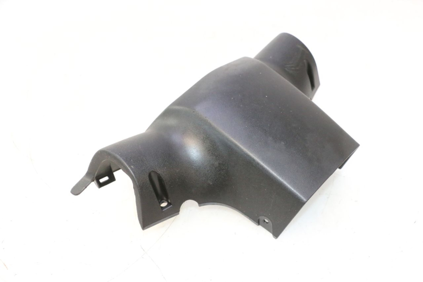 photo de TAPA MANILLAR DELANTERO PEUGEOT KISBEE 4T 50 (2023 - 2026) - Otra perspectiva