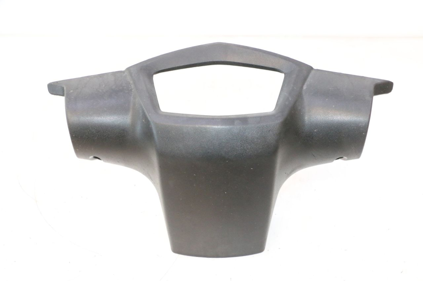 photo de TAPA MANILLAR DELANTERO PEUGEOT KISBEE 4T 50 (2023 - 2026) - Primer plano técnico