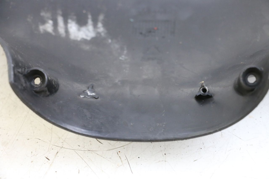 photo de TAPA MANILLAR DELANTERO RENAULT KOURANOS 125 (2001 - 2004) - Detalle de la pieza