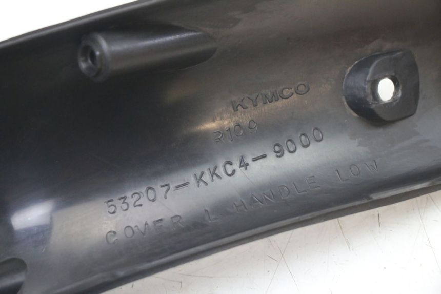 photo de TAPA MANILLAR DELANTERO KYMCO GRAND DINK 125 (2008 - 2014) - Vista general del producto