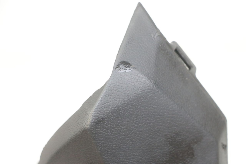 photo de CUBIERTA DE MANILLAR TRASERO KYMCO X-TOWN XTOWN 125 (2016 - 2021) - Detalle de la pieza