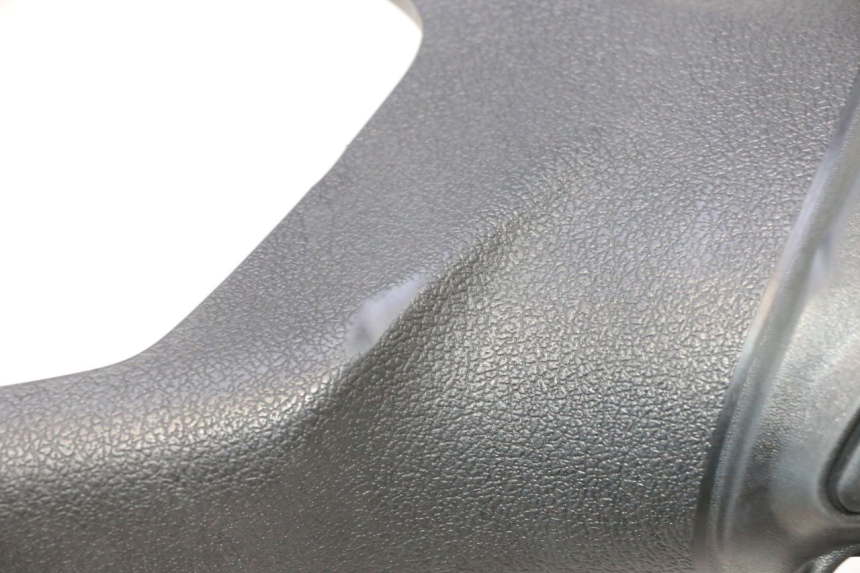 photo de TAPA MANILLAR DELANTERO PIAGGIO LIBERTY IGET 4T 50 (2021 - 2025) - Detalle de la pieza