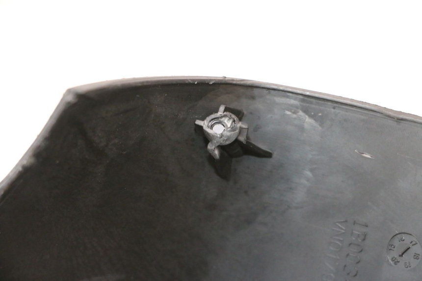 photo de TAPA MANILLAR DELANTERO PIAGGIO LIBERTY IGET 4T 50 (2021 - 2025) - Marcados y referencias originales