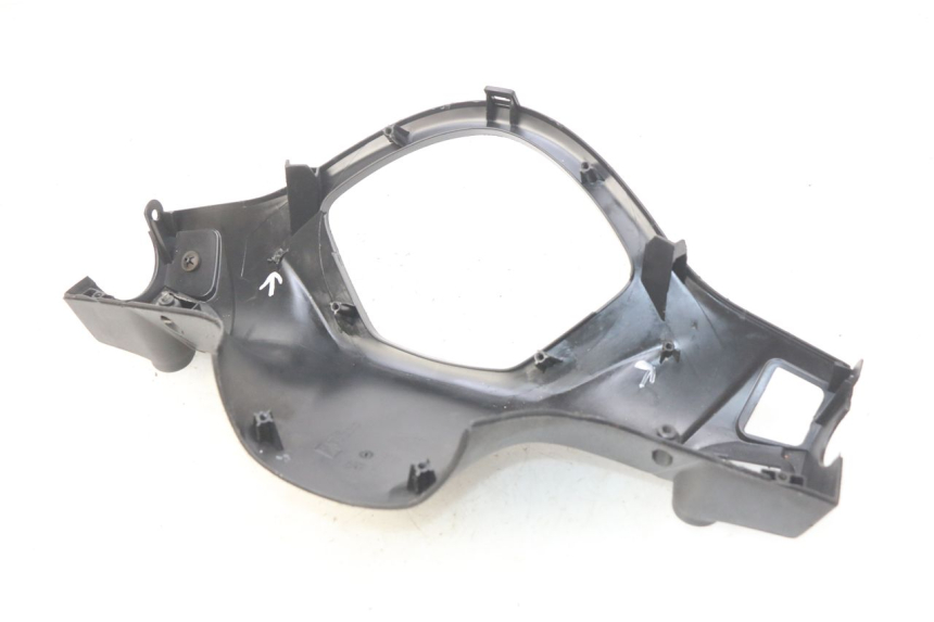 photo de CUBIERTA DE MANILLAR TRASERO PIAGGIO LIBERTY IGET S 125 (2016 - 2020) - Primer plano técnico