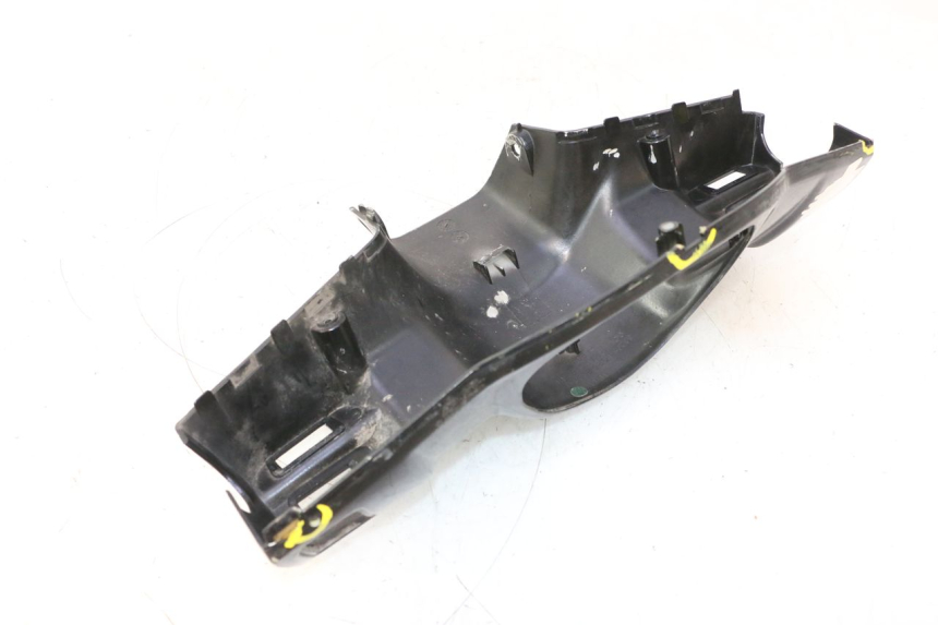photo de TAPA MANILLAR DELANTERO KYMCO LIKE 125 (2009 - 2016) - Primer plano de alta resolución