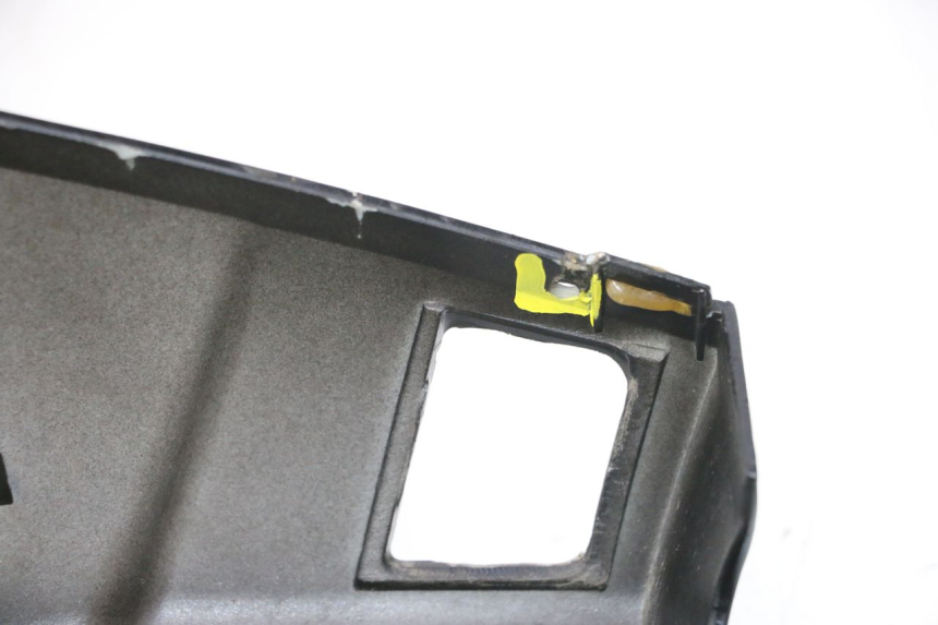 photo de TAPA MANILLAR DELANTERO KYMCO LIKE 125 (2009 - 2016) - Enfoque en la estructura