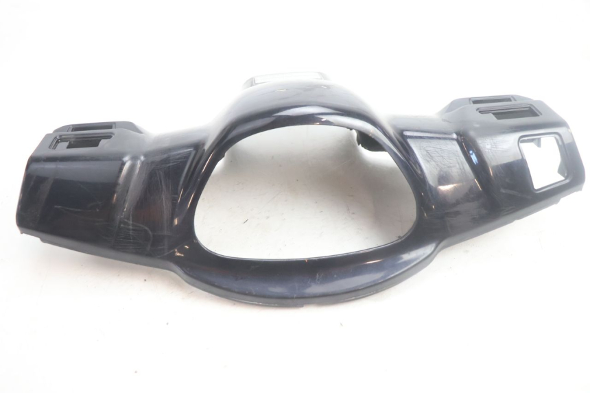 photo de TAPA MANILLAR DELANTERO KYMCO LIKE 125 (2009 - 2016) - Detalles de los puntos de fijación