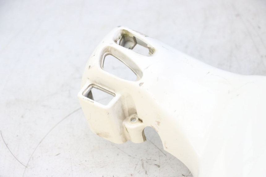 photo de TAPA MANILLAR DELANTERO PIAGGIO LXV 4T 50 (2009 - 2013) - Detalles de los puntos de fijación