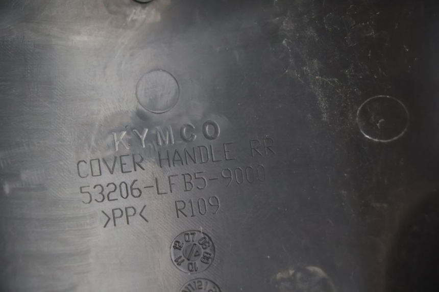 photo de TAPA MANILLAR DELANTERO KYMCO MOVIE S 125 (2009 - 2018) - Estado de la superficie y material