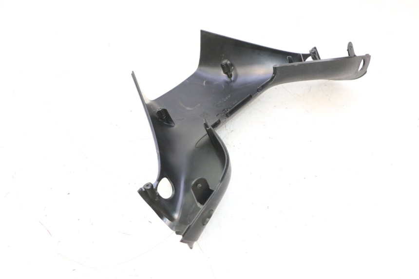 photo de TAPA MANILLAR DELANTERO PIAGGIO MP3 LT 300 (2010 - 2016) - Primer plano técnico