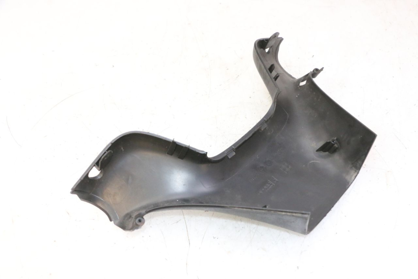 photo de CUBIERTA DEL MANILLAR TRASERO PIAGGIO MP3 RL 250 (2006 - 2010) - Vista general del producto