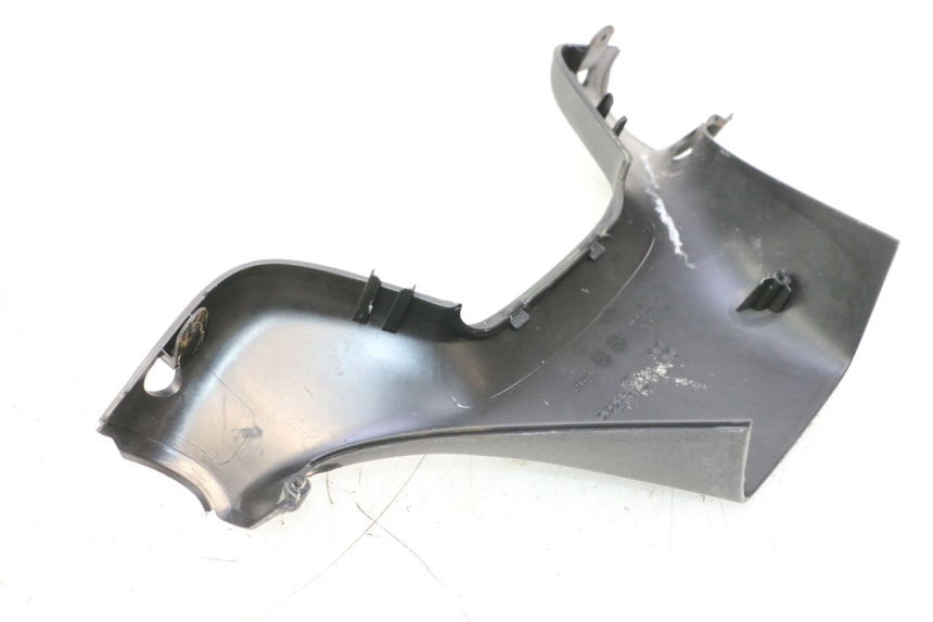 photo de TAPA MANILLAR DELANTERO PIAGGIO MP3 125 (2006 - 2014) - Zoom estado de uso
