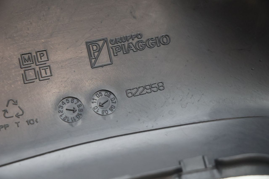 photo de CUBIERTA DE MANILLAR TRASERO PIAGGIO MP3 500 (2011 - 2015) - Vista general del producto