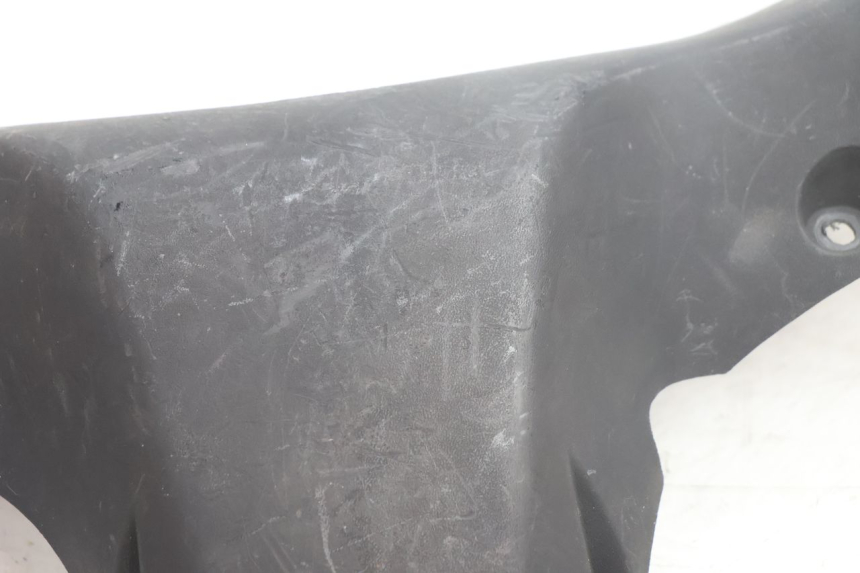 photo de TAPA MANILLAR DELANTERO YAMAHA NEO'S NEOS 2T 50 (1998 - 2007) - Detalle de la pieza