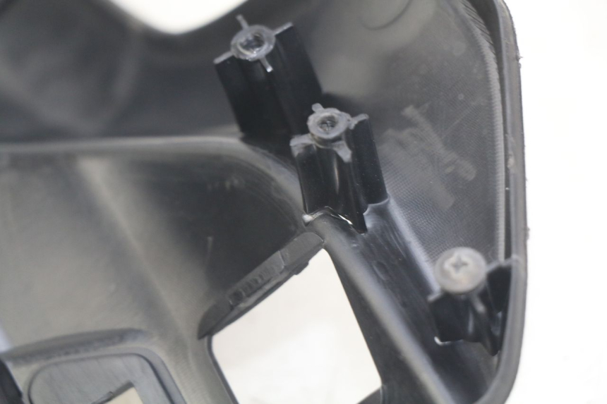 photo de CUBIERTA DE MANILLAR TRASERO HONDA NHX LEAD 110 (2008 - 2010) - Zoom estado de uso