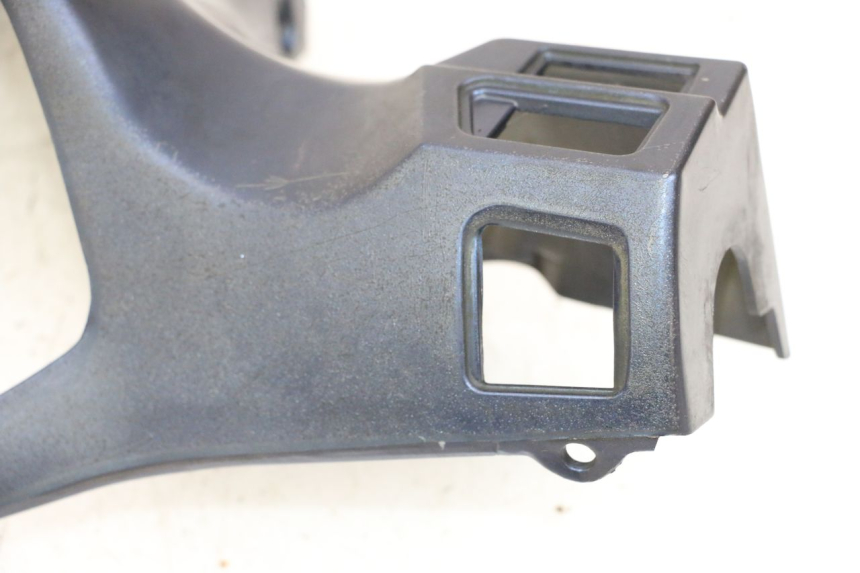 photo de TAPA MANILLAR DELANTERO JM MOTORS OLDIES GT 4T 50 (2018 - 2025) - Primer plano técnico