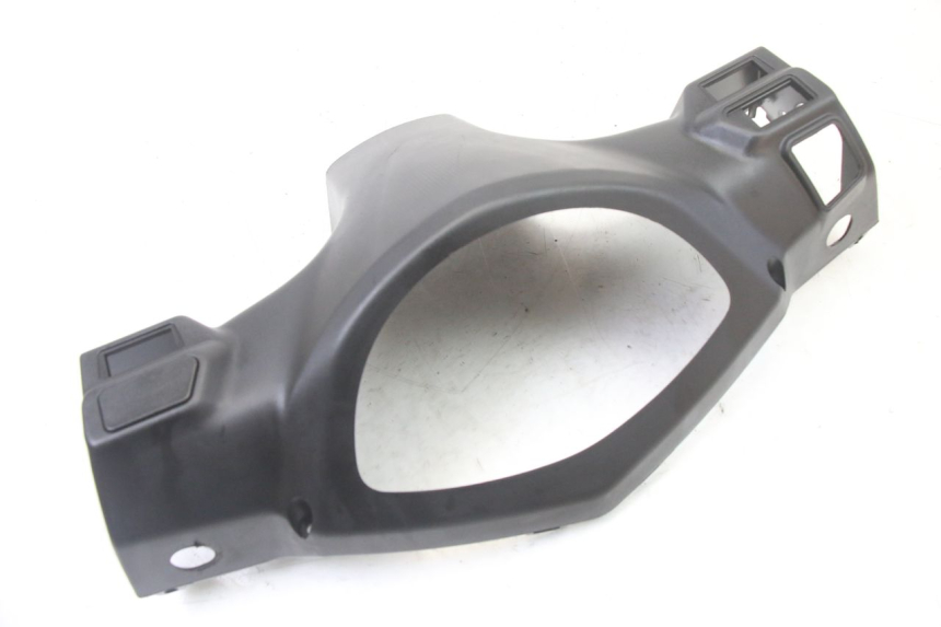 photo de TAPA MANILLAR DELANTERO SYM ORBIT III 3 4T 50 (2021 - 2025) - Zoom estado de uso