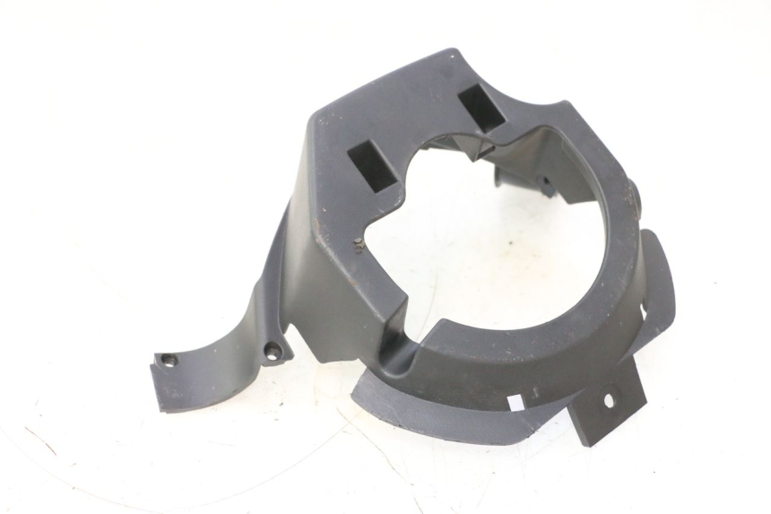photo de TAPA MANILLAR DELANTERO RAZZO QTR 50 (2011 - 2018) - Primer plano técnico