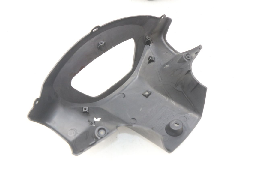 photo de TAPA MANILLAR DELANTERO TNT MOTOR ROMA 10' 4T 50 (2007 - 2018) - Primer plano técnico