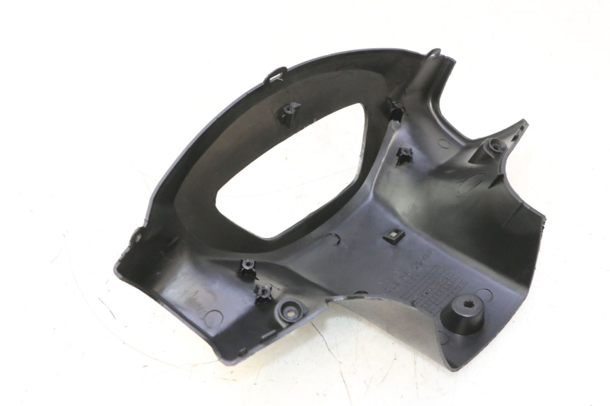 photo de TAPA MANILLAR DELANTERO TNT MOTOR ROMA 12' 2T 50 (2007 - 2018) - Primer plano técnico