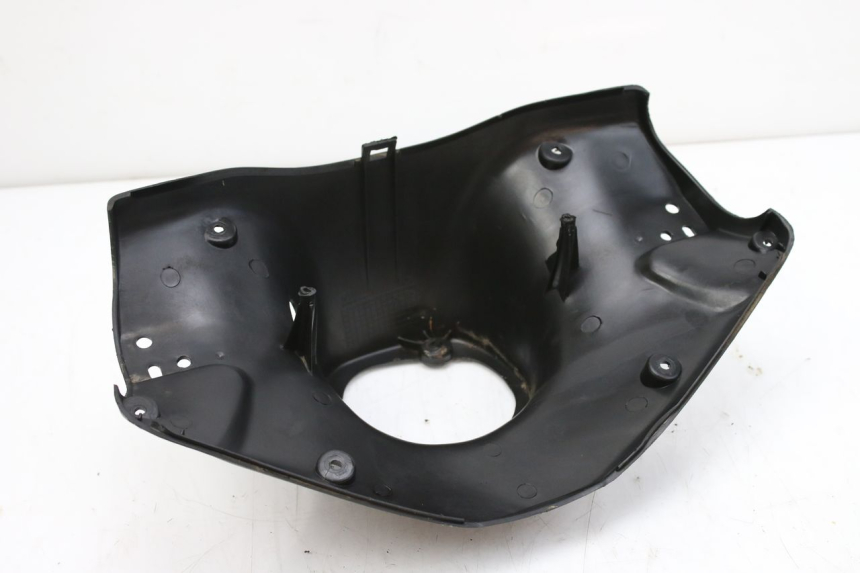 photo de CUBIERTA DE MANILLAR TRASERO KEEWAY RY6 2T 50 (2011 - 2019) - Detalle de la pieza