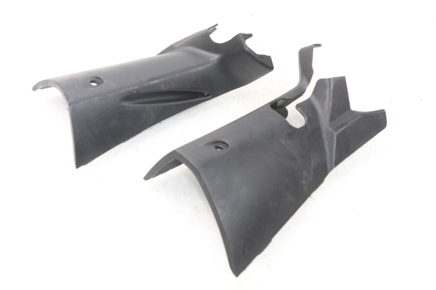 photo de CUBIERTA DEL MANILLAR TRASERO DAELIM S2 FI 125 (2008 - 2017) - Vista principal