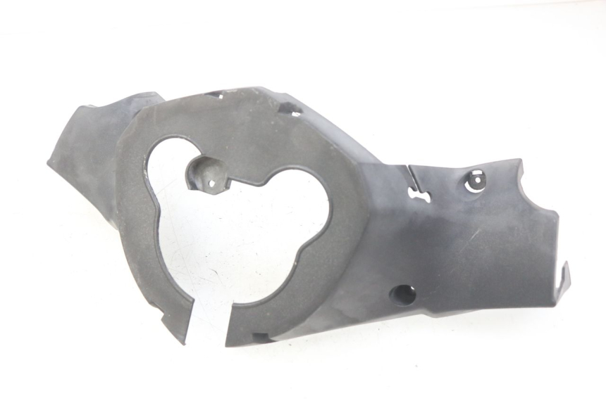 photo de CUBIERTA DE MANILLAR TRASERO PEUGEOT SATELIS COMPRESSOR K15 125 (2006 - 2009) - Zoom estado de uso