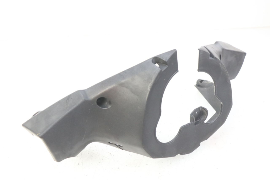 photo de CUBIERTA DE MANILLAR TRASERO PEUGEOT SATELIS COMPRESSOR K15 125 (2006 - 2009) - Otra perspectiva