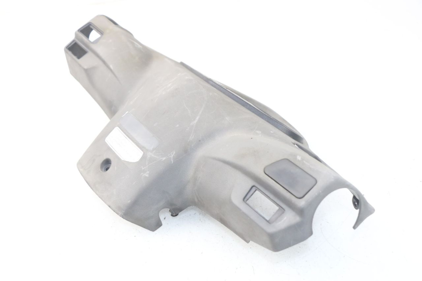 photo de TAPA MANILLAR DELANTERO HONDA SES DYLAN 125 (2002 - 2006) - Otra perspectiva