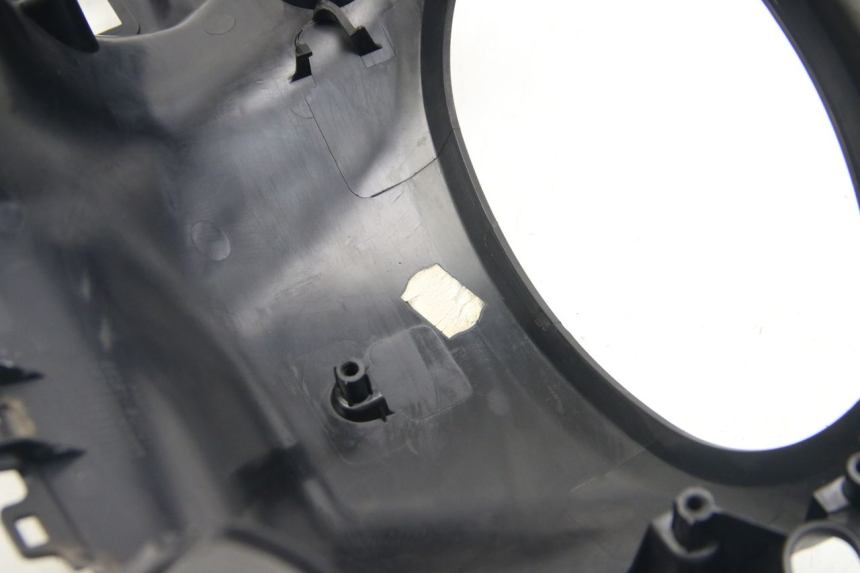 photo de CUBIERTA DE MANILLAR TRASERO SUZUKI SIXTEEN 125 (2008 - 2010) - Zoom estado de uso