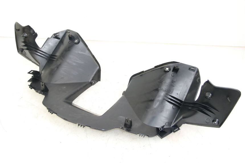 photo de TAPA MANILLAR DELANTERO MBK SKYCRUISER 125 (2006 - 2009) - Otra perspectiva