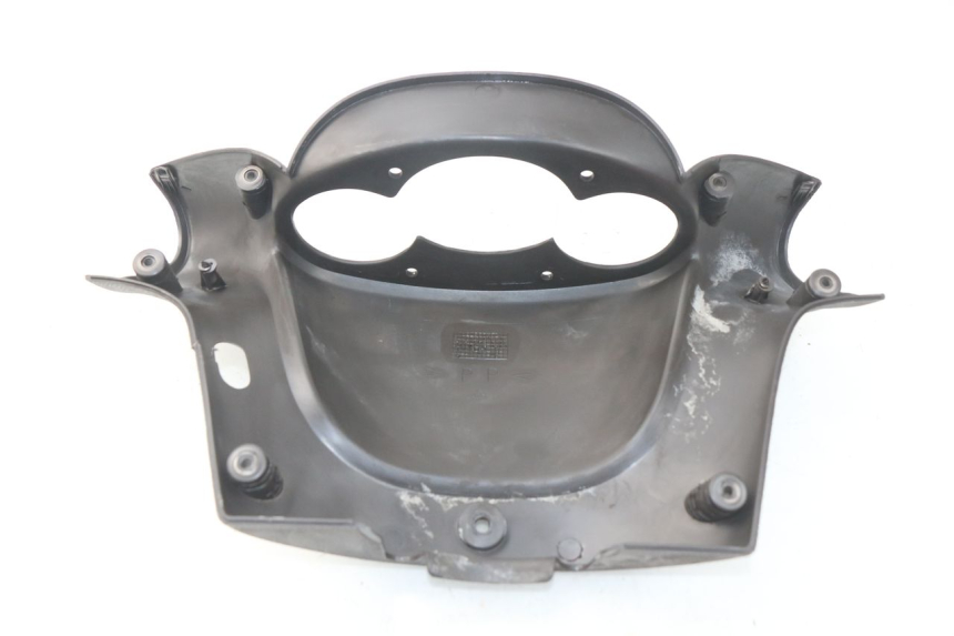 photo de TAPA MANILLAR DELANTERO MBK SKYLINER 125 (2004 - 2007) - Otra perspectiva