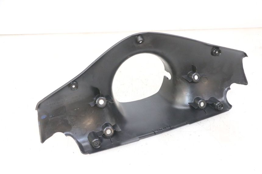 photo de TAPA MANILLAR DELANTERO PEUGEOT SPEEDFIGHT 2 LC 50 (2000 - 2009) - Detalle de la pieza