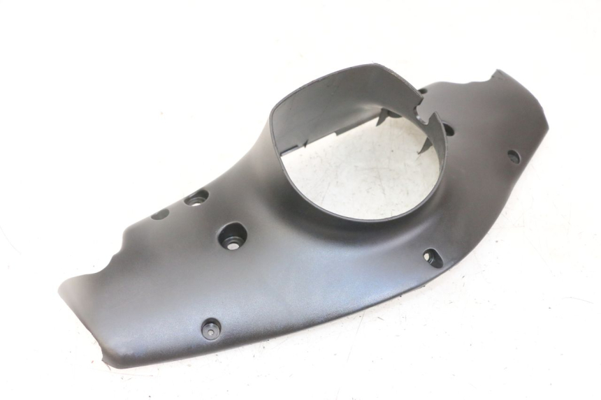 photo de TAPA MANILLAR DELANTERO PEUGEOT SPEEDFIGHT 2 LC 50 (2000 - 2009) - Primer plano técnico