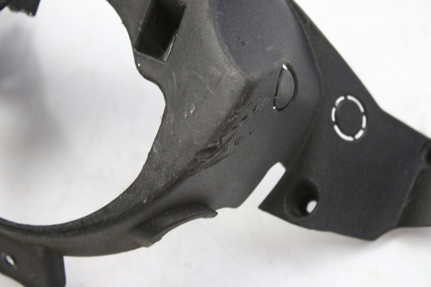 photo de CUBIERTA DE MANILLAR TRASERO APRILIA SR R 2T LC 50 (2018 - 2021) - Primer plano técnico