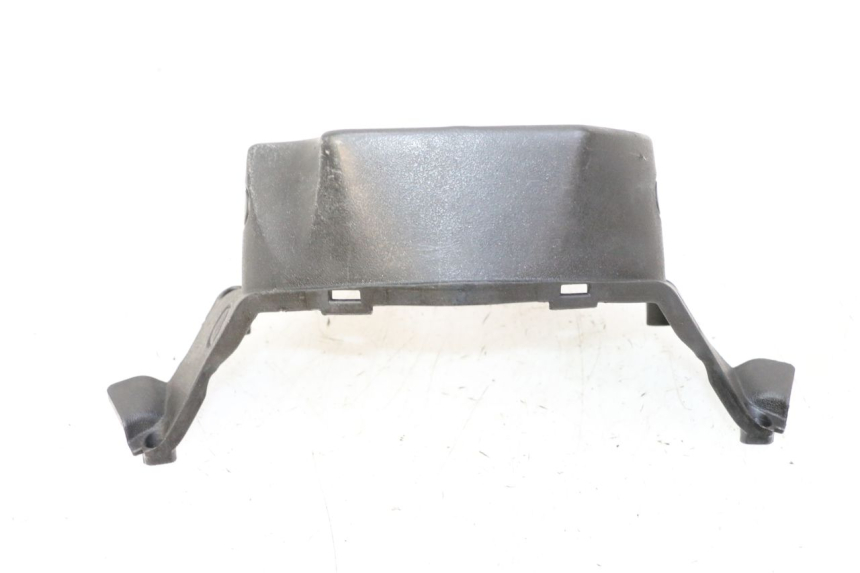 photo de CUBIERTA DE MANILLAR TRASERO APRILIA SR R 2T LC 50 (2018 - 2021) - Detalle de la pieza
