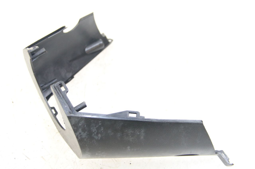 photo de TAPA MANILLAR DELANTERO RAZZO STEED 125 (2012 - 2018) - Otra perspectiva