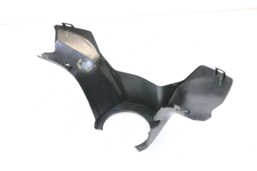 photo de TAPA MANILLAR DELANTERO SUZUKI BURGMAN 125 (2018 - 2021) - Otra perspectiva