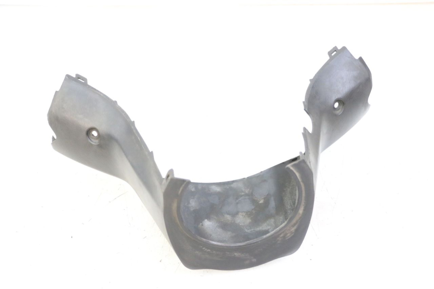 photo de TAPA MANILLAR DELANTERO SUZUKI BURGMAN 125 (2015 - 2017) - Zoom estado de uso
