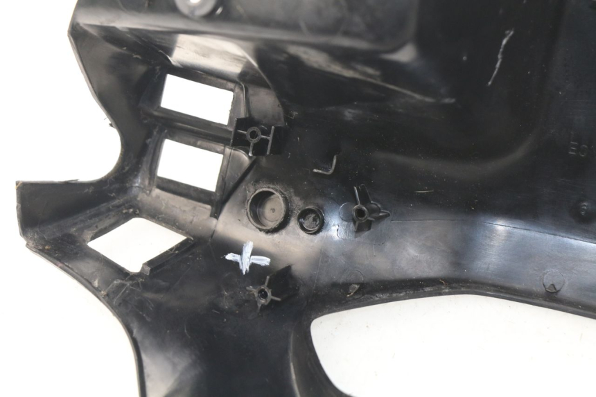 photo de TAPA MANILLAR DELANTERO PEUGEOT SV 80 (1993 - 1997) - Características distintivas