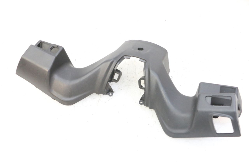 photo de CUBIERTA DE MANILLAR TRASERO APRILIA SXR 50 (2021 - 2023) - Zoom estado de uso