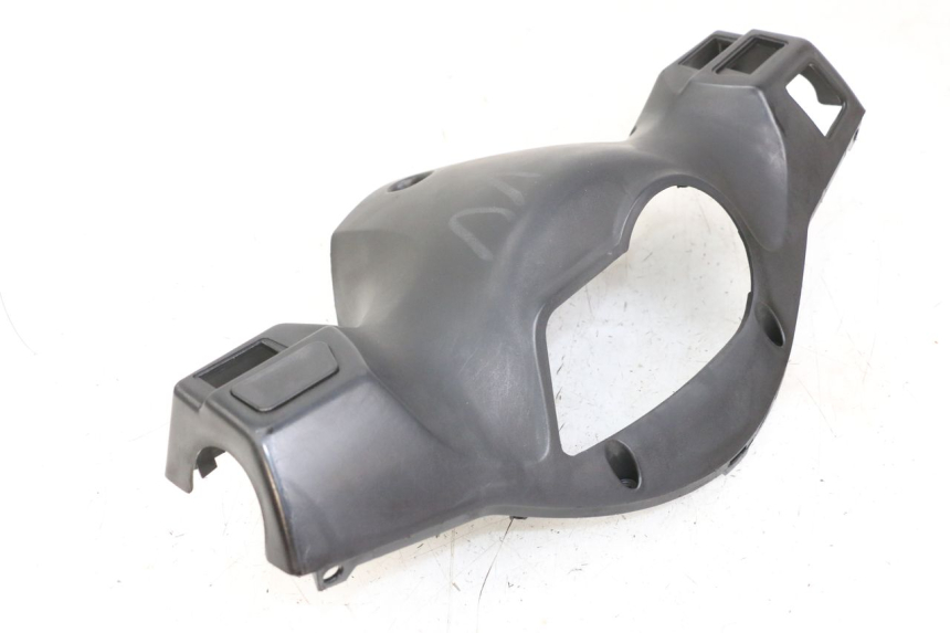 photo de CUBIERTA DEL MANILLAR TRASERO SYM ORBIT 2 4T 50 (2018 - 2022) - Zoom estado de uso