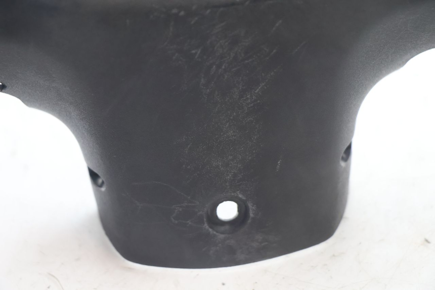 photo de TAPA MANILLAR DELANTERO PEUGEOT TREKKER TKR 50 (2005 - 2014) - Zoom estado de uso