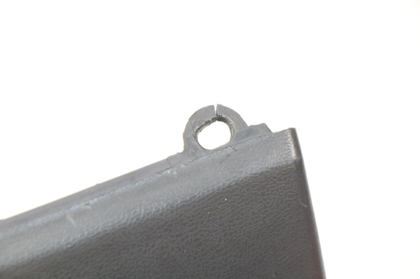 photo de CUBIERTA DE MANILLAR TRASERO PEUGEOT TWEET 4T 50 (2018 - 2022) - Zoom estado de uso